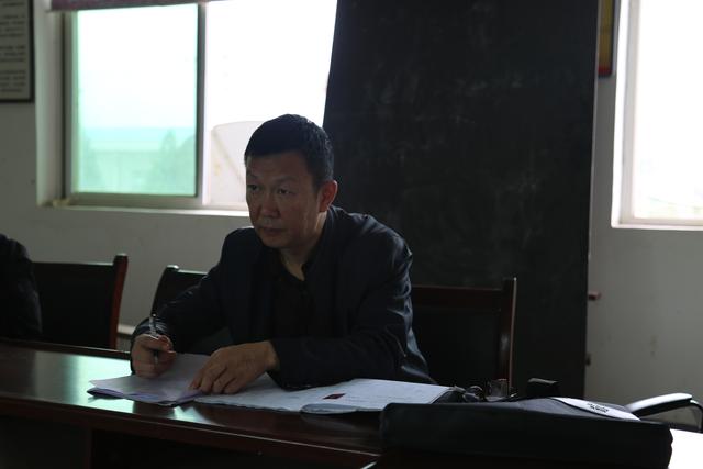 潼关：贾成民检察长深入包联乡镇督导重点工作