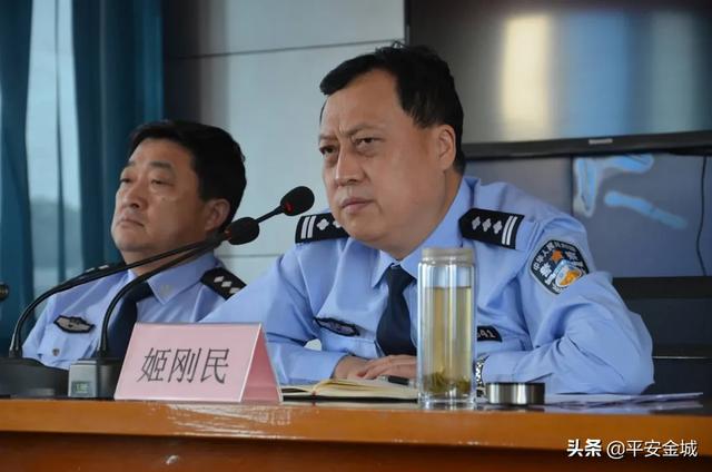 潼关县公安局召开扫黑除恶专项斗争迎检冲刺动员部署会
