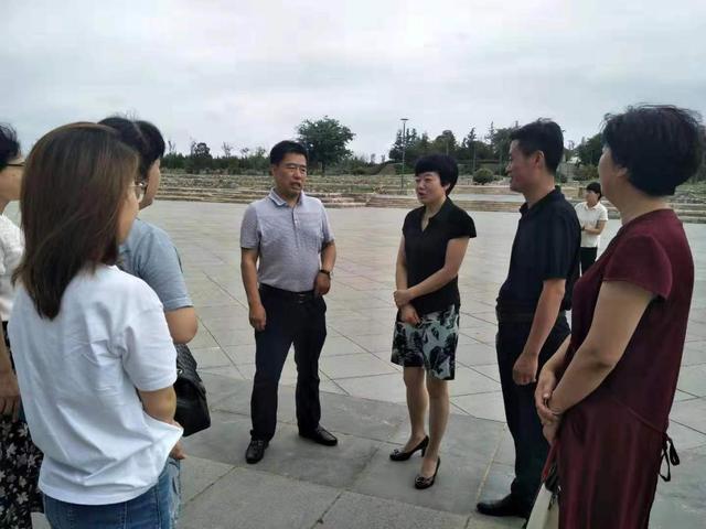 渭南市文化和旅游局来潼关县调研文创产品创新活动