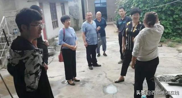 渭南总工会“金秋助学”资金发放潼关县庆丰村13名学子