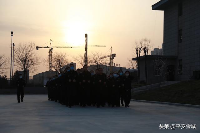 潼关县公安局扎实开展“阳光晨跑” 提升队伍整体素质