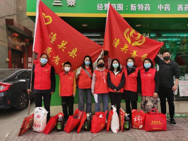潼关县志愿者协会开展“慰问烈士家属，继承烈士遗志，病毒无情 社会有爱”活动