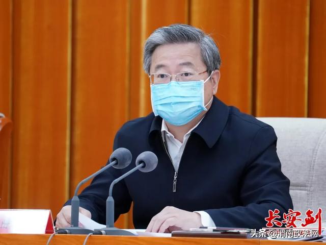 陈一新：全国扫黑办挂牌督办大要案已抓获犯罪嫌疑人7275人，要持续打好挂牌督办“组合拳”