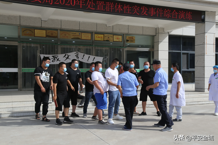 渭南市巡特警支队实地检查指导潼关巡特警处置大规模群体性事件演练工作