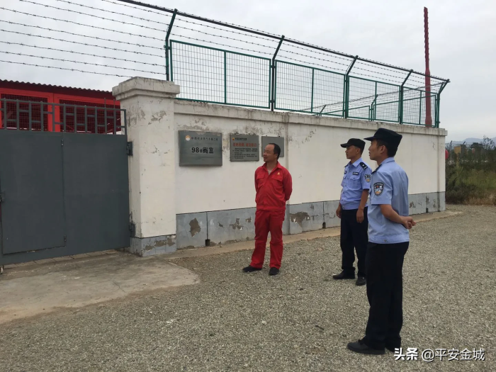 潼关县公安局开展“双节”前输油气管道安全大检查