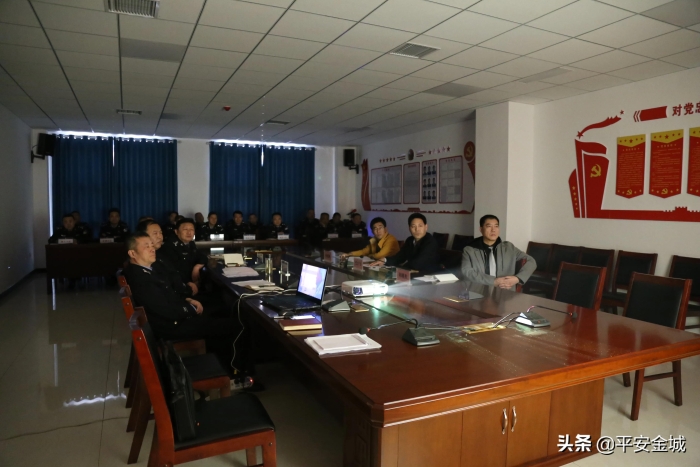 渭南市公安局副局长王少飞来潼督导检查2020年重点工作