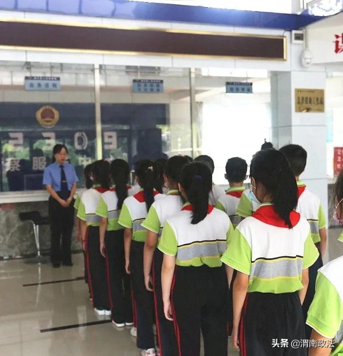 潼关：政法力量护航“平安开学季”（组图）