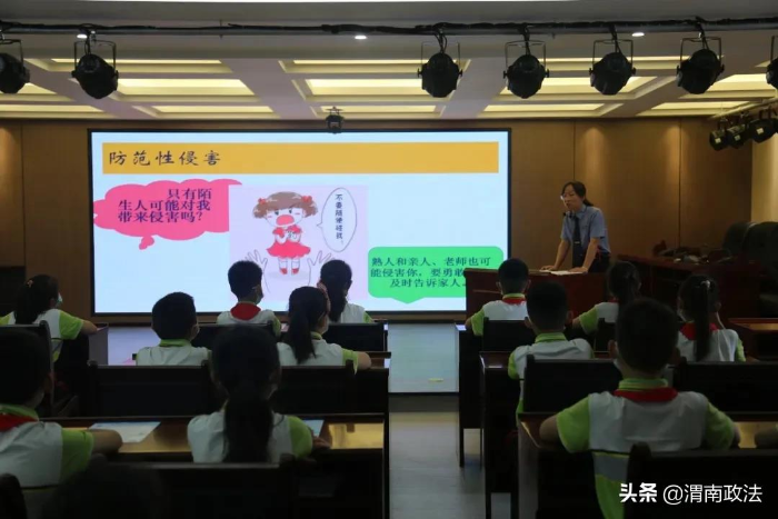 潼关：政法力量护航“平安开学季”（组图）