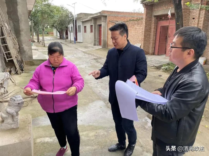 潼关县委政法委扎实开展“转作风、大走访、察民情、送温暖”活动（图）