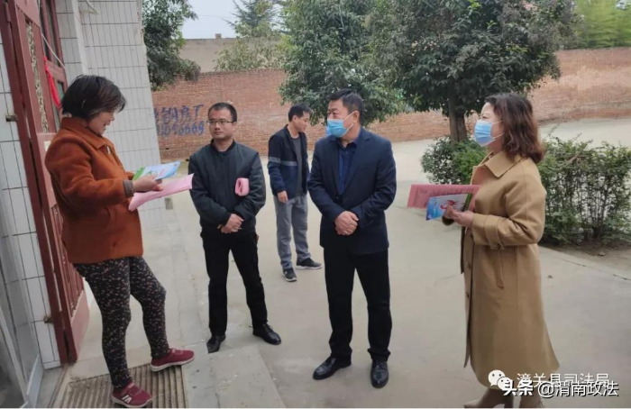 潼关县司法局全力推进平安建设宣传活动（图）