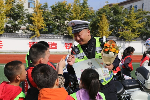 微信图片_2025-11-04_085012_422